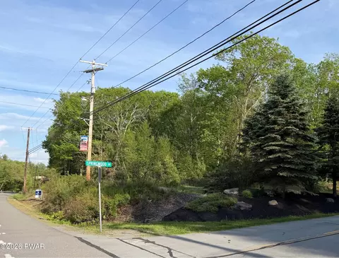 lot124 Springwood Dr, Hawley, PA 18428