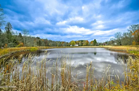 Highhouse Road, Honesdale, PA 18431