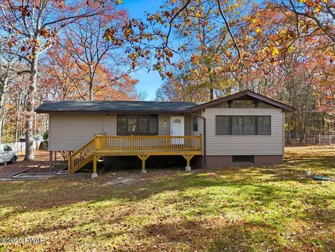 177 Stateway Dr, Milford, PA 18337