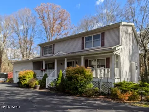 250 Wild Meadow Dr, Milford, PA 18337