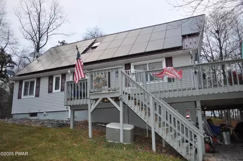 309 Mountain Top Lake Rd, Long Pond, PA 18334