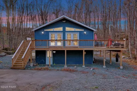 79 Chestnuthill Dr, Lake Ariel, PA 18436