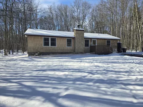 180 Southwynd Dr, Milford, PA 18337