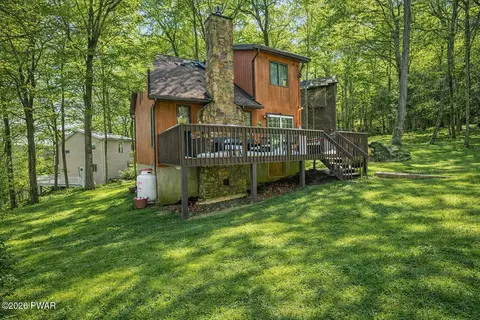 Exterior - 3111 Cherry Ridge Rd, Bushkill, PA 18324 photo 1 of 5