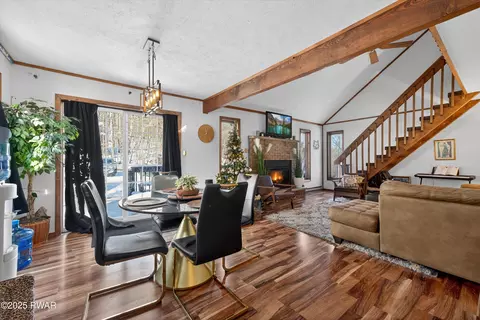 Dining - 3111 Cherry Ridge Rd, Bushkill, PA 18324 photo 1 of 3