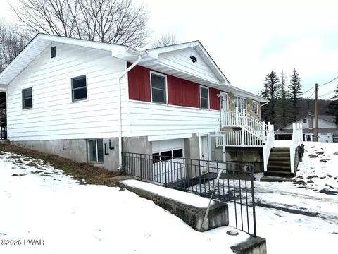473 Theobald Rd, Lake Ariel, PA 18436