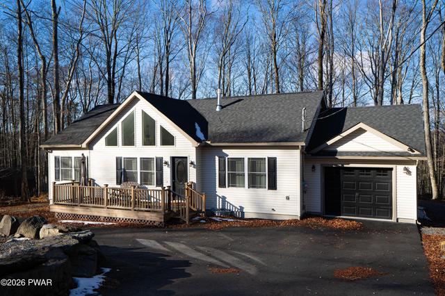 479 N Gate Rd, Lake Ariel, PA 18436 | MLS# 260051 | 41 Photos - Movoto