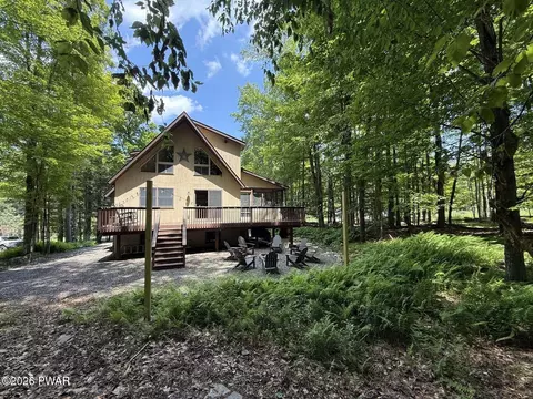 278 N Gate Rd, Lake Ariel, PA 18436