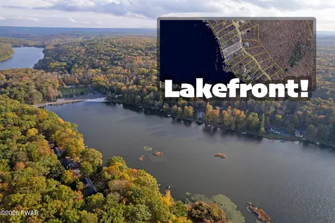 1 E16 E Shore Dr, Hawley, PA 18428