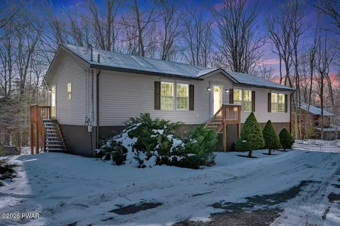 6 Wedge Rd, Lake Ariel, PA 18436