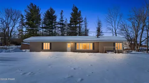 983 Beech Grove Rd, Honesdale, PA 18431