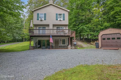 53 White Tail Ln, Lake Ariel, PA 18436