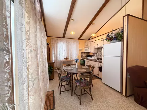Dining - 110 Spring Dr, Dingmans Ferry, PA 18328 photo 1 of 1