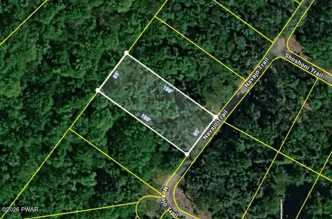 131 Navajo Trl, Gouldsboro, PA 18424