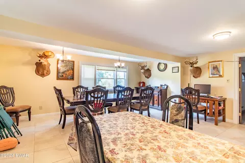 Dining - 69 E Sterling Rd, Newfoundland, PA 18445 photo 4 of 4