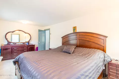 Bedroom - 69 E Sterling Rd, Newfoundland, PA 18445 photo 4 of 8