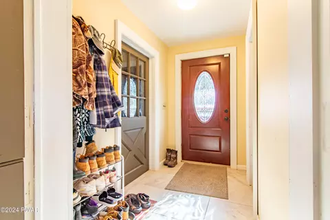 Entry Way - 69 E Sterling Rd, Newfoundland, PA 18445 photo 1 of 3