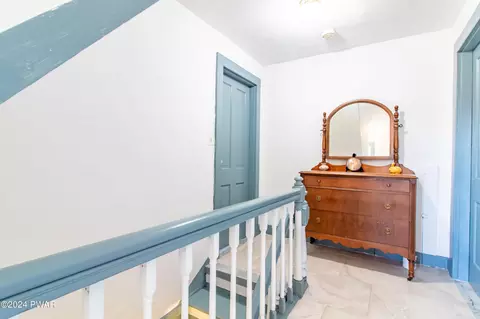 Entry Way - 69 E Sterling Rd, Newfoundland, PA 18445 photo 3 of 3