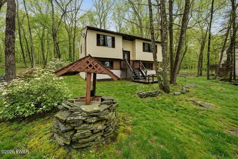 508 Forest Dr, Lords Valley, PA 18428
