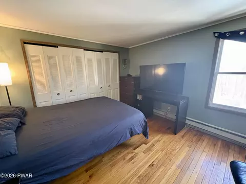 Bedroom - 2193 Spring Dr, Bushkill, PA 18324 photo 1 of 11