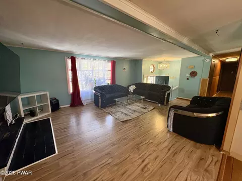 Living - 2193 Spring Dr, Bushkill, PA 18324 photo 5 of 6