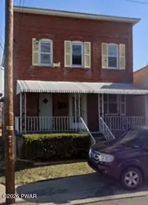 609 E Drinker St, Dunmore, PA 18512 photo 2