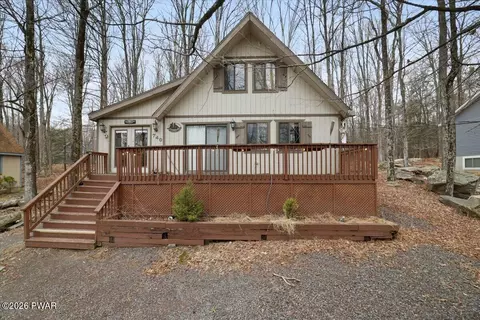 740 Woodridge Dr, Lake Ariel, PA 18436