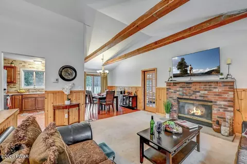 Living - 100 Fox Rd, Dingmans Ferry, PA 18328 photo 4 of 8