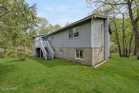 Exterior - 100 Fox Rd, Dingmans Ferry, PA 18328 photo 5 of 7