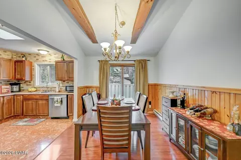 Dining - 100 Fox Rd, Dingmans Ferry, PA 18328 photo 2 of 5