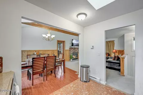Dining - 100 Fox Rd, Dingmans Ferry, PA 18328 photo 5 of 5