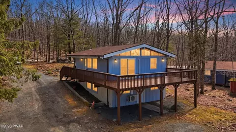 304 Forest Dr, Lords Valley, PA 18428