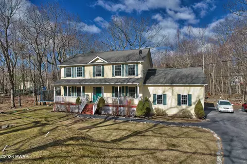 380 Gold Key Rd, Milford, PA 18337
