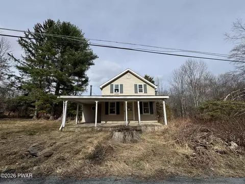 663 Avoy Rd, Lake Ariel, PA 18436