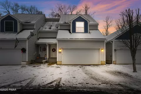 4103 Milford Landing Dr, Milford, PA 18337