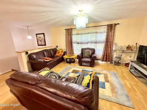 Living - 104 Hedge Dr, Dingmans Ferry, PA 18328 photo 1 of 6
