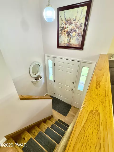 Entry Way - 104 Hedge Dr, Dingmans Ferry, PA 18328 photo 3 of 3