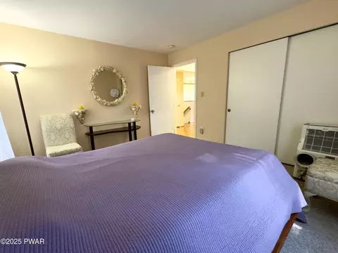 Bedroom - 104 Hedge Dr, Dingmans Ferry, PA 18328 photo 5 of 18