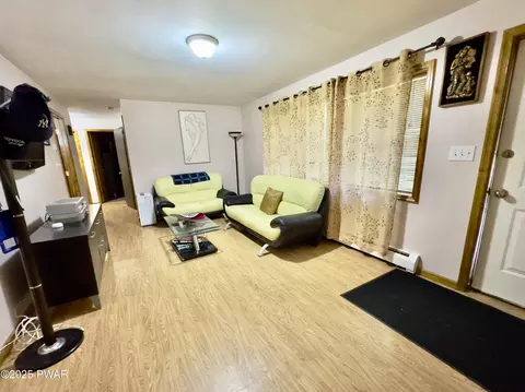 Living - 104 Hedge Dr, Dingmans Ferry, PA 18328 photo 6 of 6