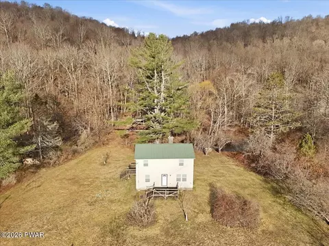 849 Equinunk Creek Rd, Lakewood, PA 18439