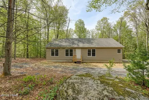 46 Beechwood Dr, Lake Ariel, PA 18436