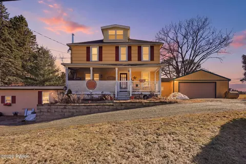 298 Crosstown Hwy, Union Dale, PA 18470