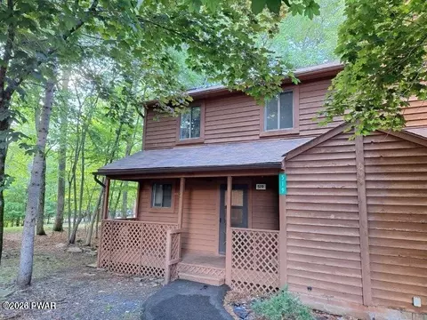519 Wales Ct, Bushkill, PA 18324