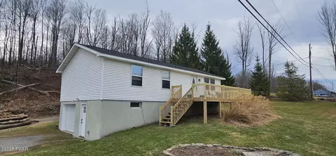 837 Beech Grove Rd, Honesdale, PA 18431