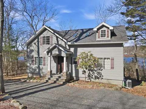 190 Marcel Dr, Dingmans Ferry, PA 18328