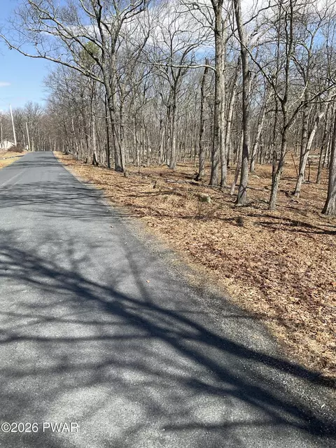 lot290 Mountain Top Dr, Dingmans Ferry, PA 18328