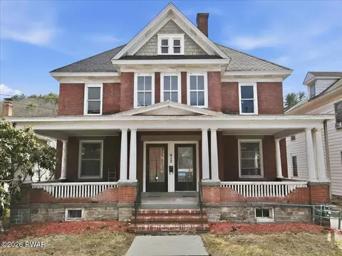 412 Church St, Hawley, PA 18428