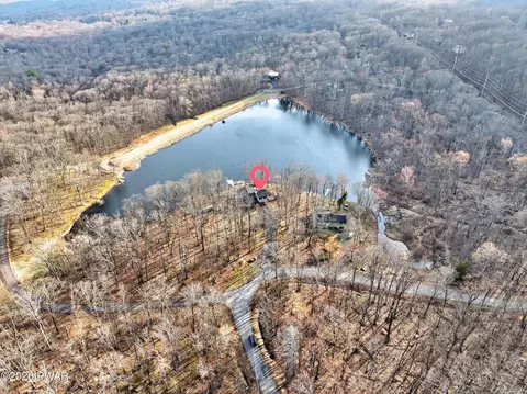 View/Area - 4143 Spring Cir, Bushkill, PA 18324 photo 2 of 2