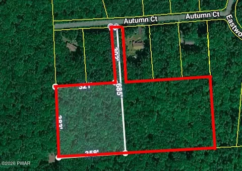 109 Autumn Ct, Hawley, PA 18428