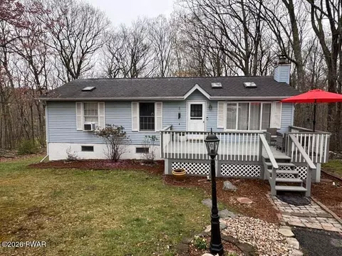 103 Pom Pom Ct, Milford, PA 18337